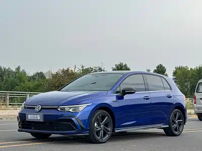 Volkswagen Golf 2021