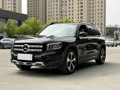Mercedes-Benz GLB 2023