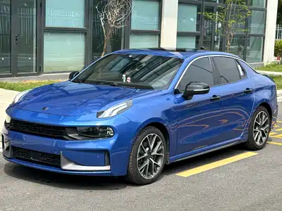 Lynk & Co 03 2020