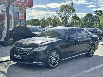 Toyota Crown 2019