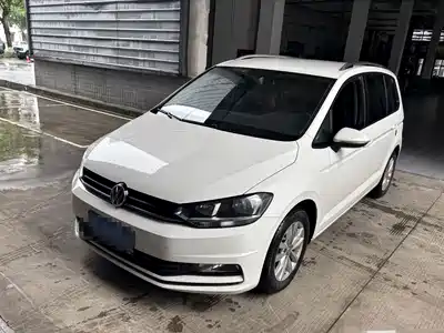 Volkswagen Touran 2016