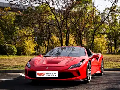 Ferrari F8 2022