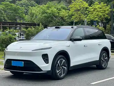 NIO ES8 2023