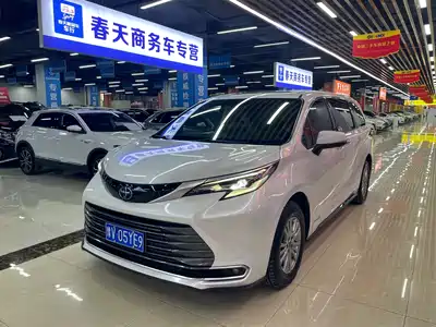 Toyota Sienna 2022