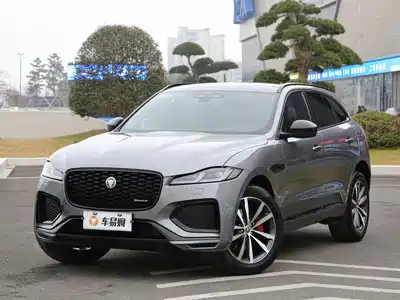 Jaguar F-PACE 2024