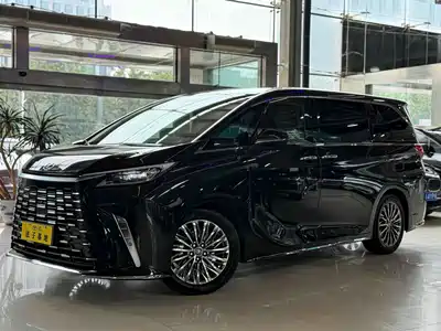 Lexus LM 2024
