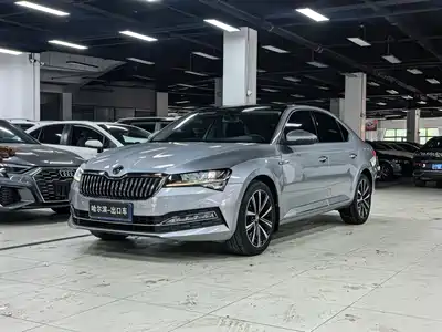 Škoda Superb 2023