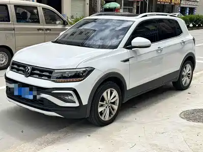 Volkswagen T-Cross 2023
