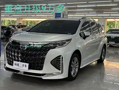 Toyota Sienna 2024