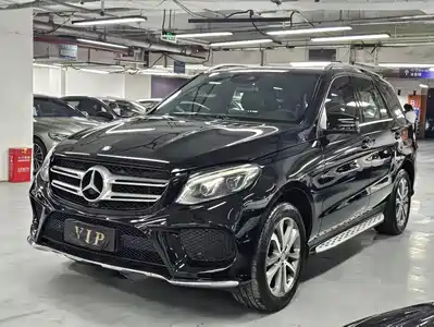 Mercedes-Benz GLE 2016