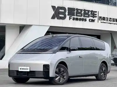 Li Auto MEGA 2025