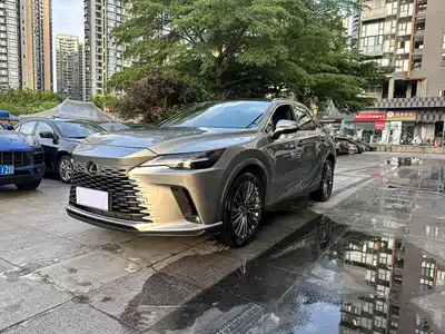 Lexus RX 2023