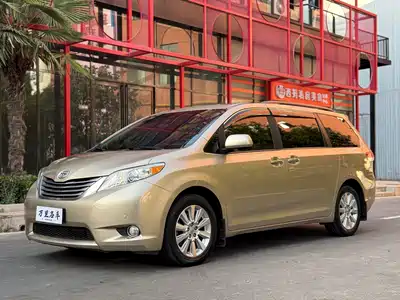 Toyota Sienna 2011