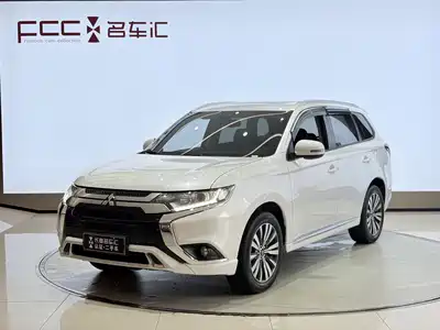 Mitsubishi Outlander 2022