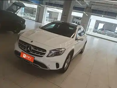Mercedes-Benz GLA 2019