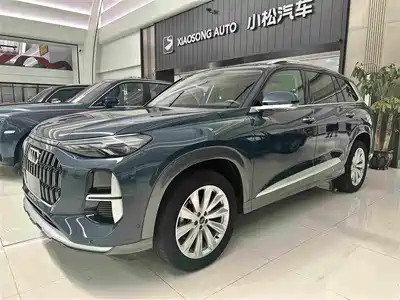 Audi Q6 2024
