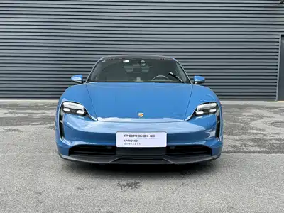 Porsche Taycan 2021