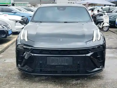 Lynk & Co 03 2023