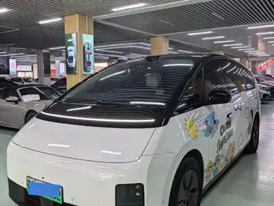 Li Auto MEGA 2025