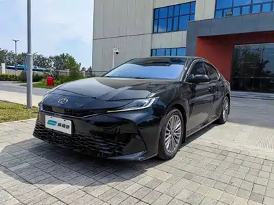 Toyota Camry 2025
