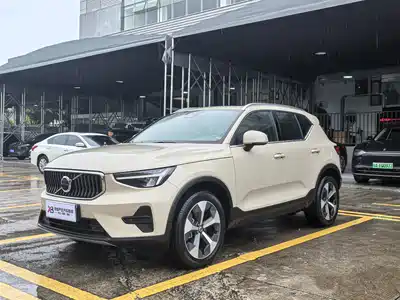 Volvo XC40 2024
