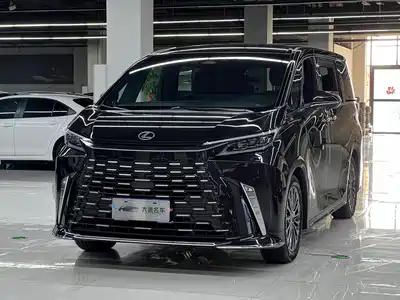 Lexus LM 2023
