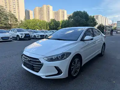Hyundai Elantra 2019