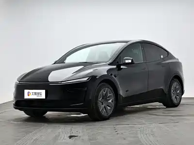 Tesla Model Y L 2026