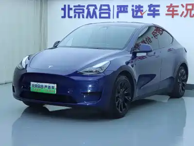 Tesla Model Y 2022