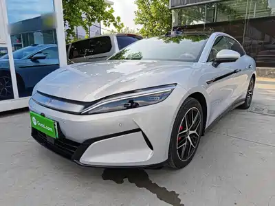 BYD Han L 2025