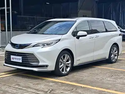 Toyota Sienna 2024