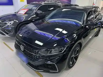 Volkswagen Passat 2024