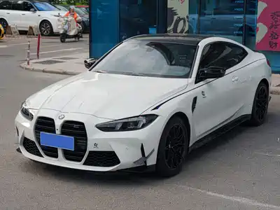 BMW M4 2025