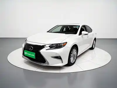Lexus ES 2016