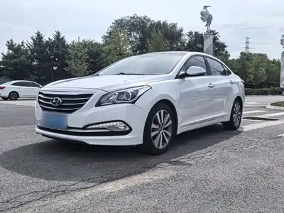 Hyundai Mistra 2015
