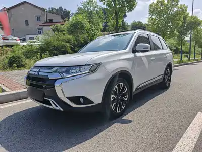 Mitsubishi Outlander 2019
