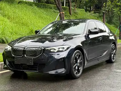 BMW i3 2025