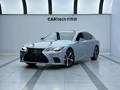 Lexus LS 2022