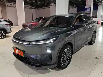 Dongfeng Aeolus L8 2025