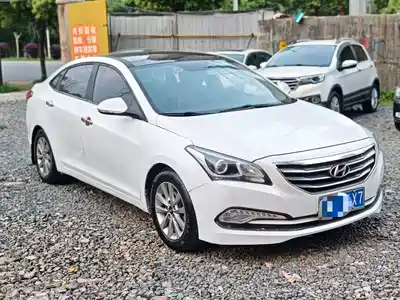 Hyundai Mistra 2015