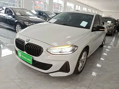 BMW 1 Series 2021