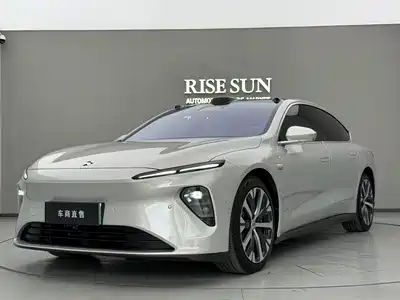 NIO ET7 2025