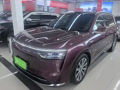 AITO Wenjie M8 2025