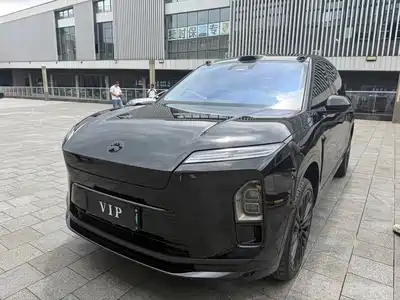 NIO ES8 2025