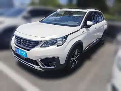 Peugeot 5008 2017