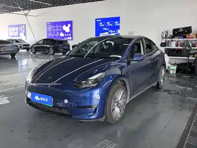 Tesla Model Y 2023