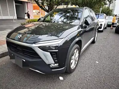 NIO ES8 2022