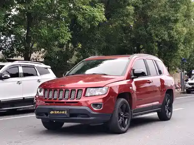 Jeep Compass (Import) 2013