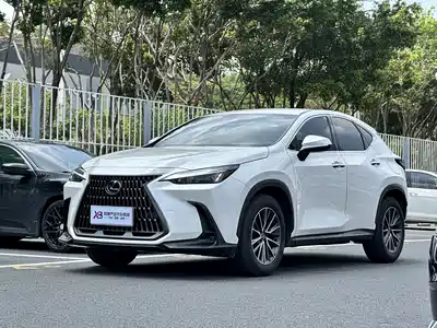 Lexus NX 2023