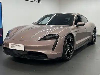 Porsche Taycan 2021